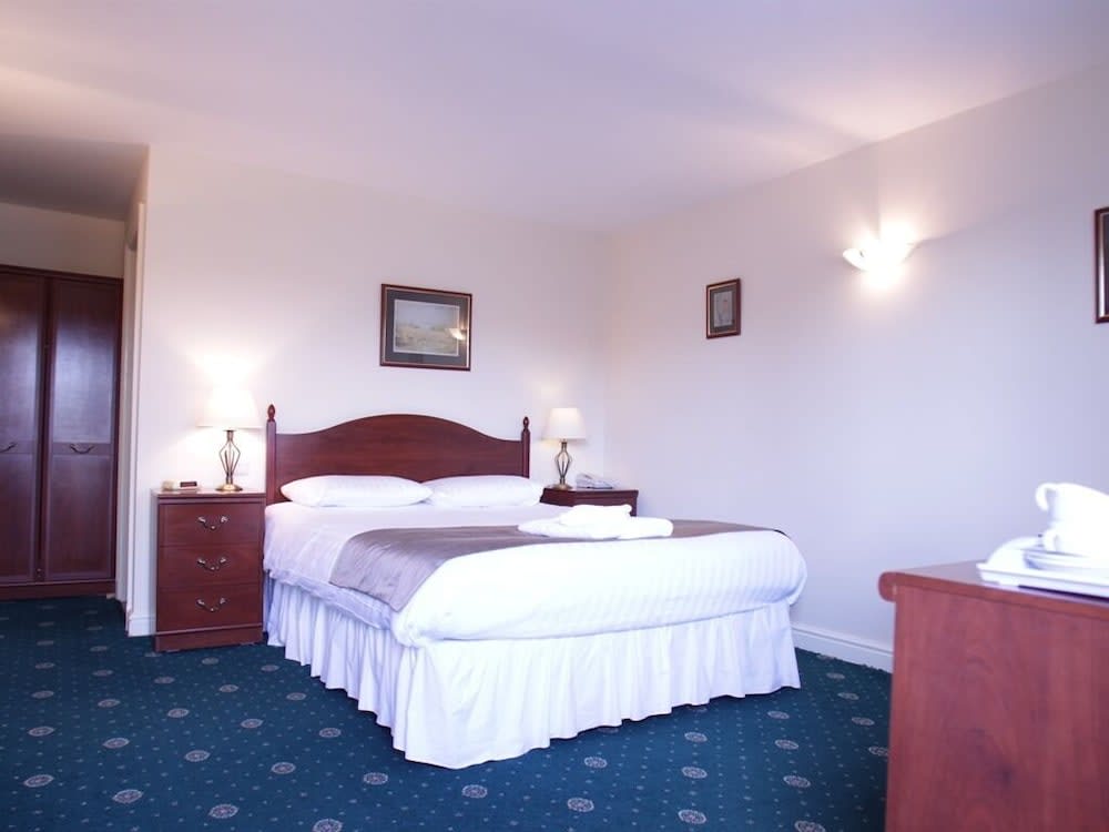 The Rusland Pool Hotel 4