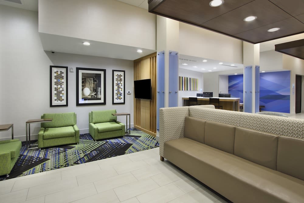 Holiday Inn Express & Suites DALLAS-FRISCO NW TOYOTA STDM by IHG 2