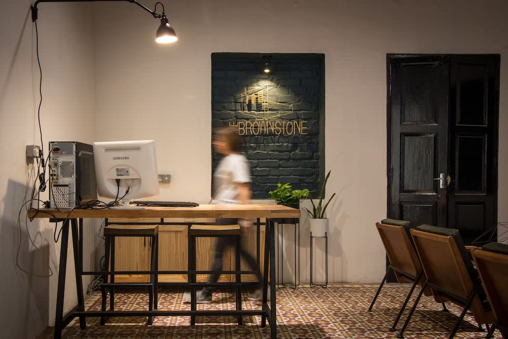 The Brownstone Hostel & Space 4