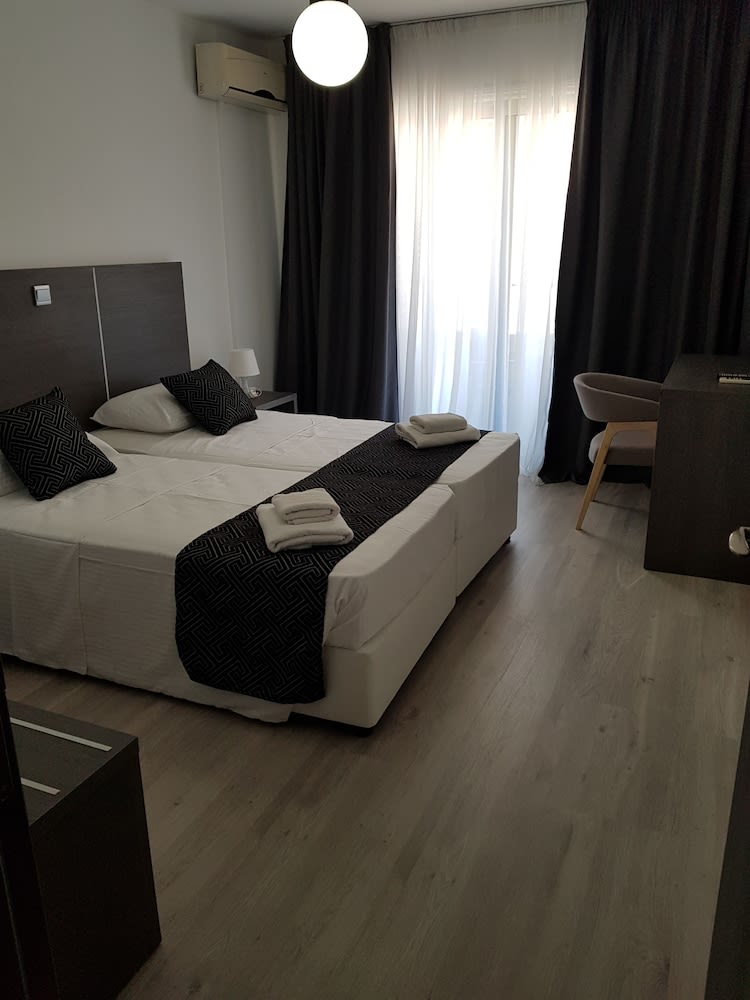 Les Palmiers Petrou Apartments 2