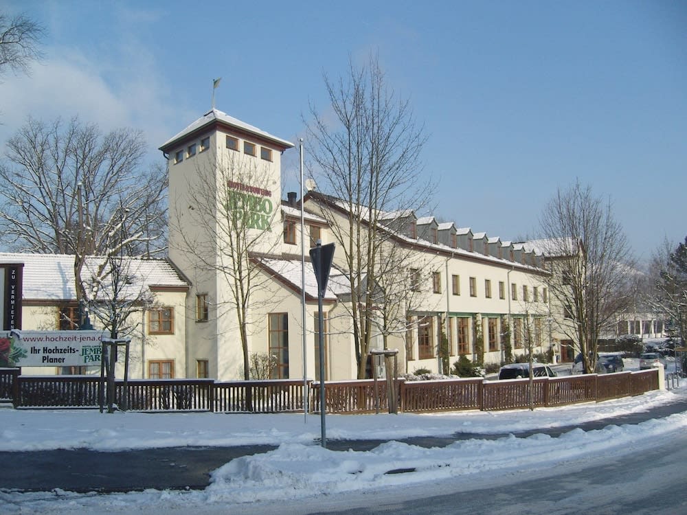 Jembo Park Hotel 1