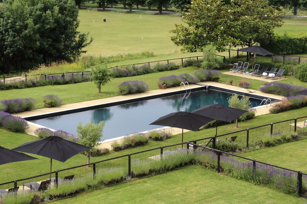 Château Les Merles et ses Villas 5