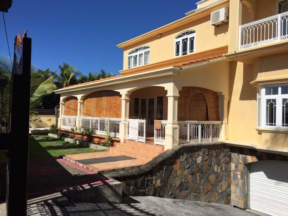Villa Sarbel 1