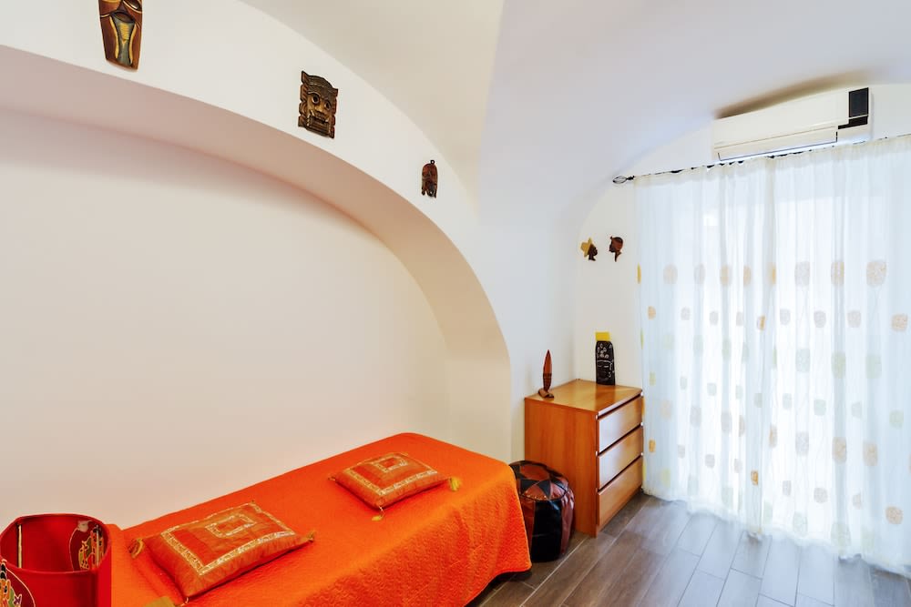 GuestHost - Catania Central Flat 2