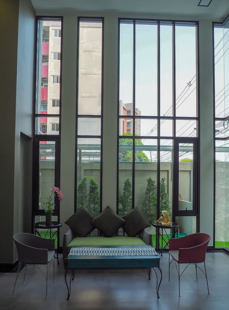 Casa Luxe Hotel and Resident 4