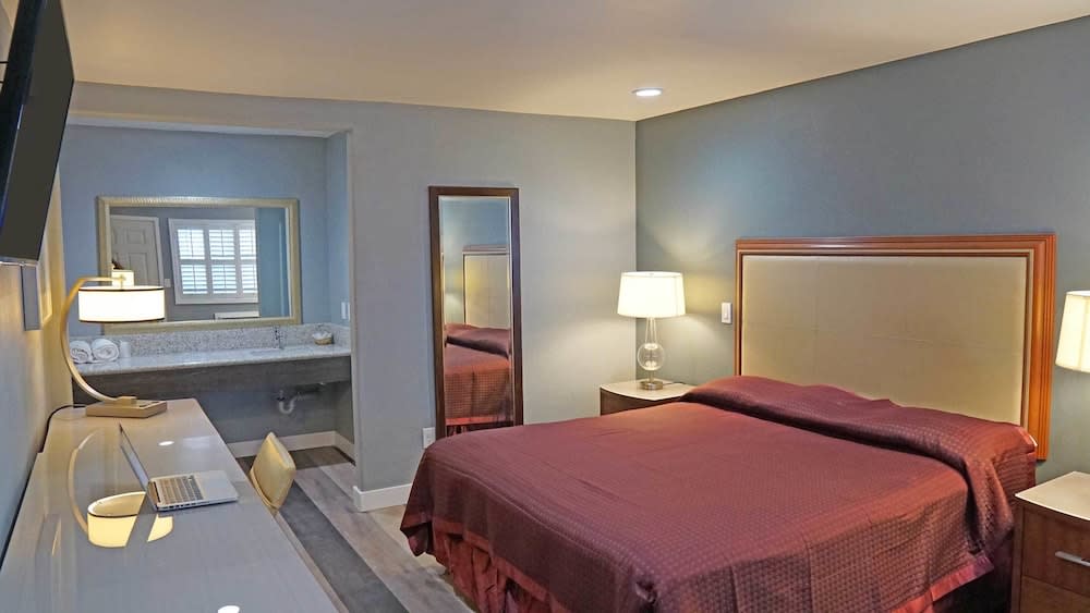 Del Mar Motel 2