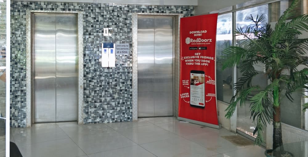 RedDoorz Plus New Era Budget Hotel Mandaue former RedDoorz Plus near UV Mandaue Cebu 2