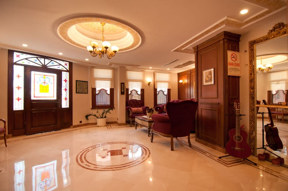 Emine Sultan Hotel 3