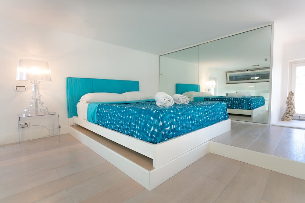 Rooftop luxury apartment 2