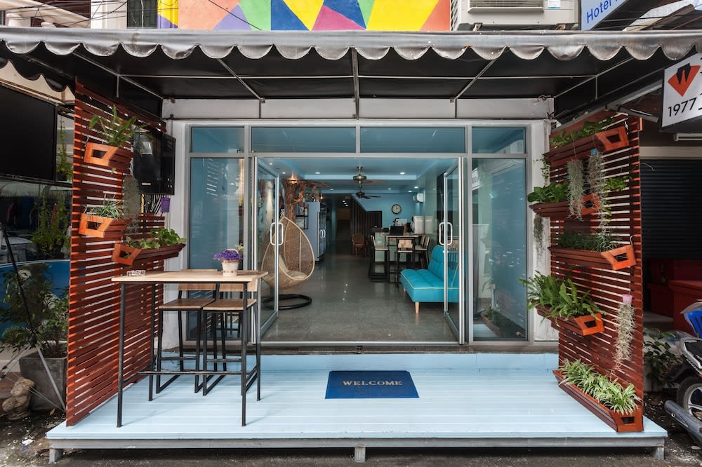 Armoni Patong Beach Hotel 2