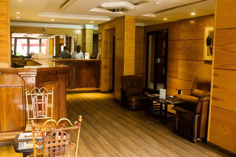 Sacha Hotel 2