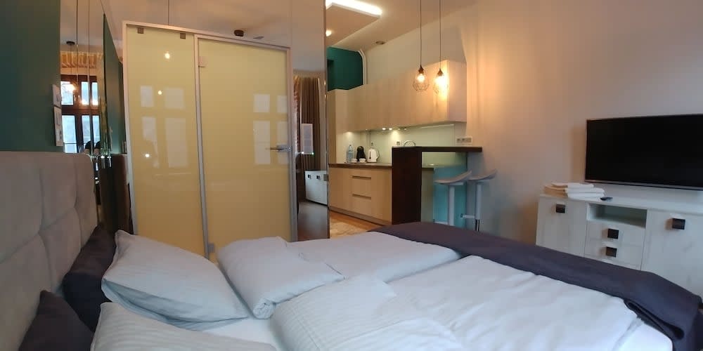2/3 APARTMENTS Old Town 2