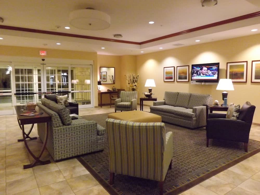 Candlewood Suites FREDERICKSBURG by IHG 1