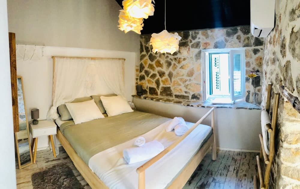 Peasant s Palace 1