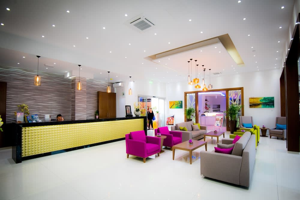 Loutsiana Deluxe Apts 2
