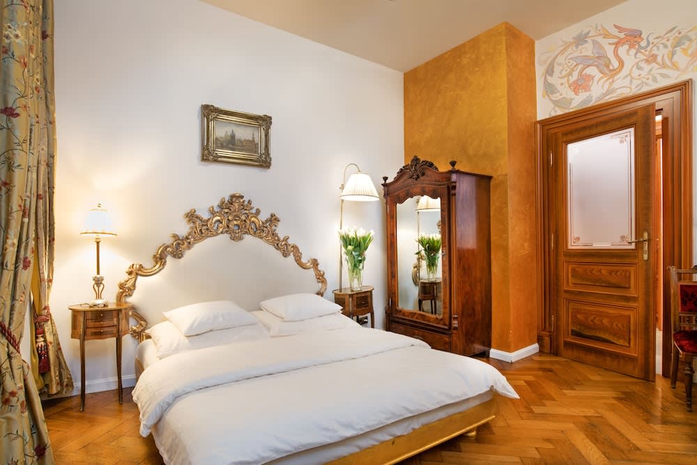 Malostranská Residence 5