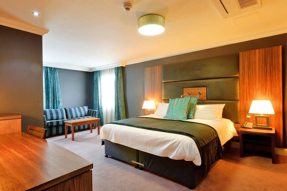 Rox Hotel Aberdeen by Compass Hospitality 1