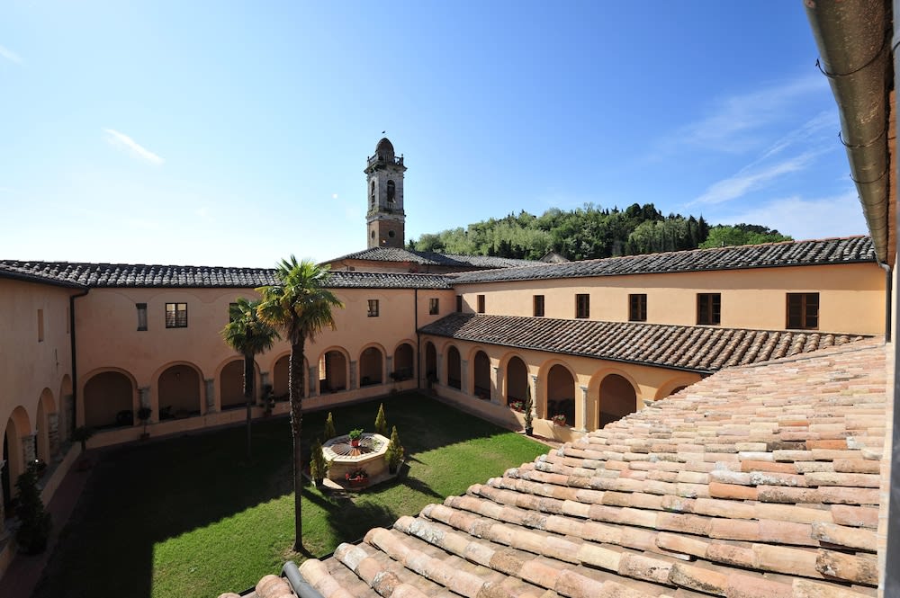 Chiostro Delle Monache Hostel Volterra 1