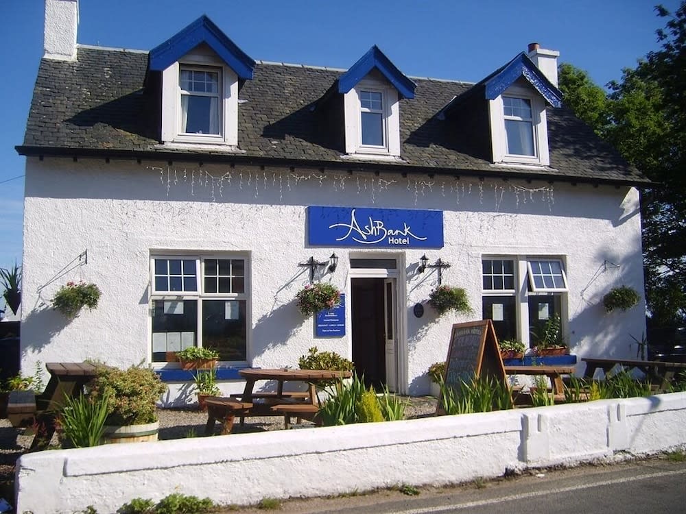 Ashbank Hotel 1