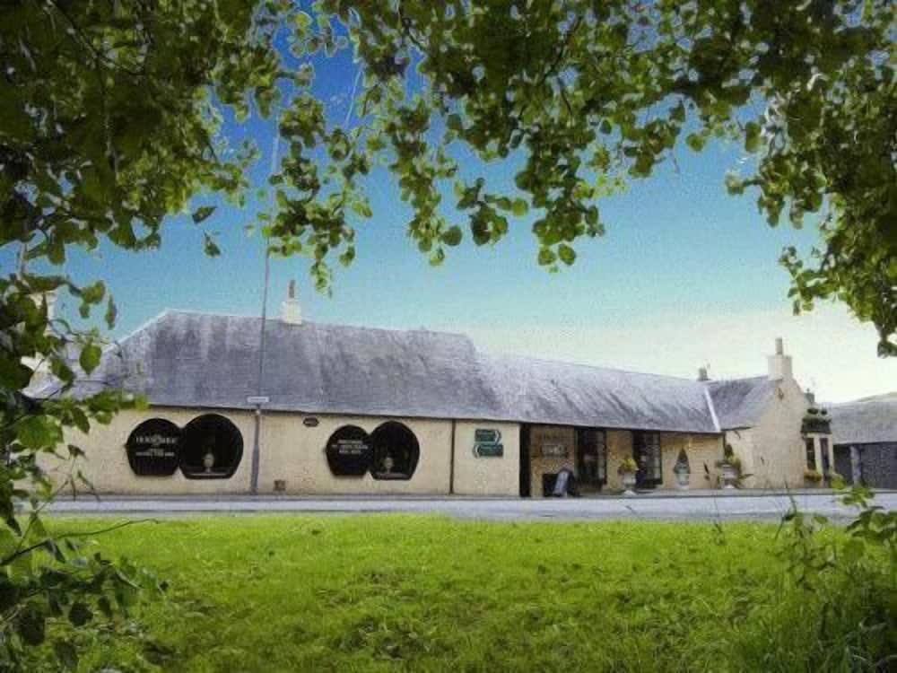 The Horseshoe Inn 1