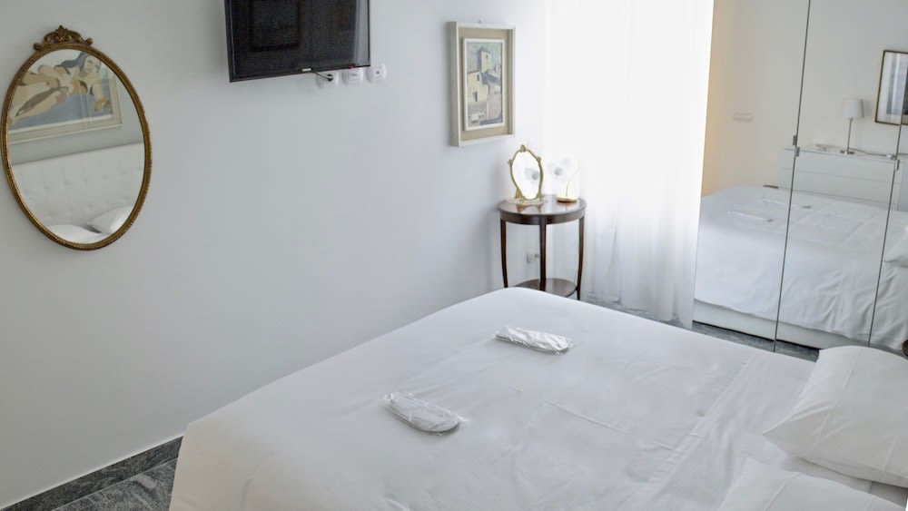 Aiello Suites Executive 2