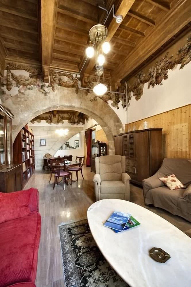 Hotel Casa Ceremines 5