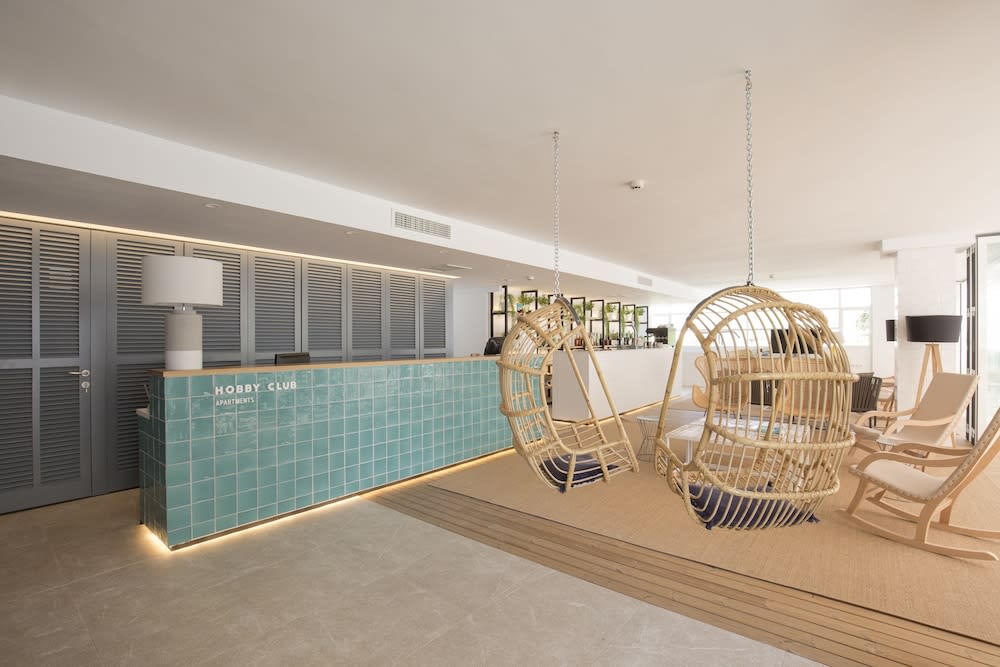 Cabot Hobby Club Apartments 2