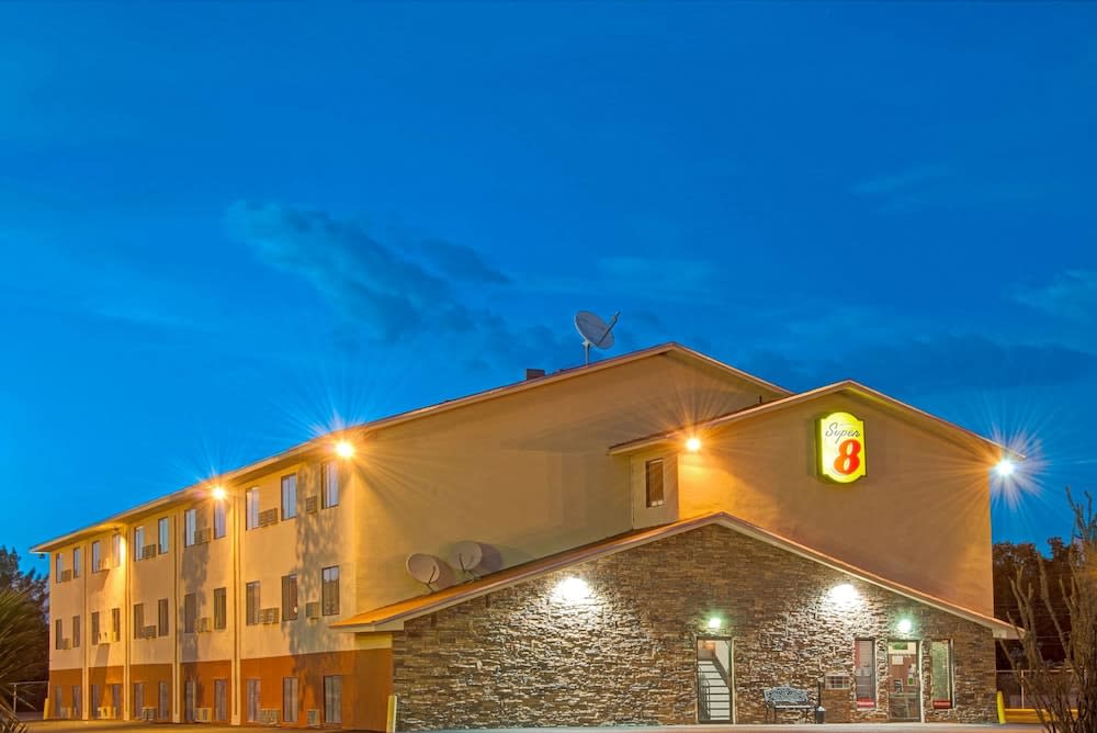 Super 8 by Wyndham Las Cruces University Area 1