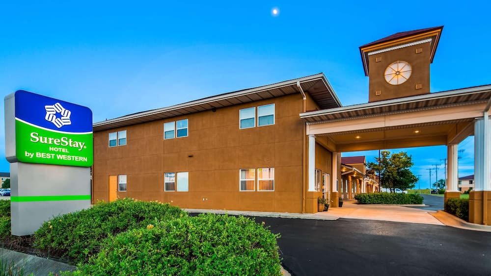 SureStay Hotel by Best Western Ottawa 1