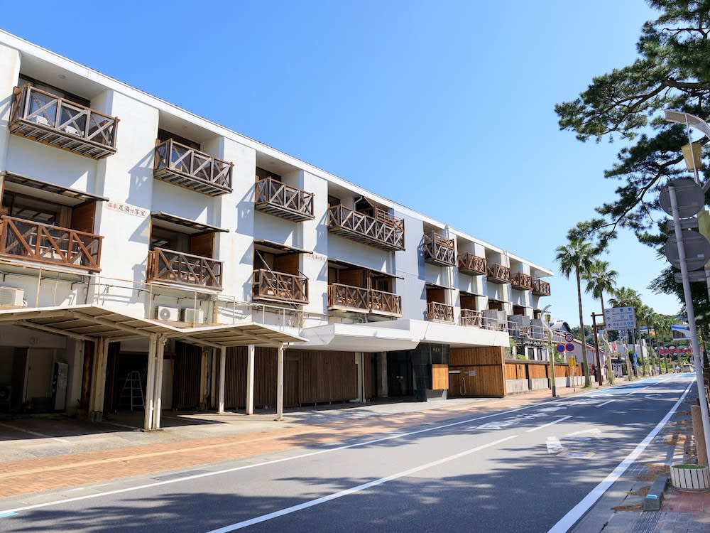 HOTEL SHIRAHAMAKAN 1