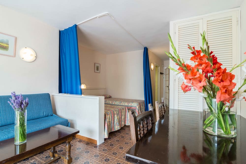 Apartamentos Eurhostal 3000 3