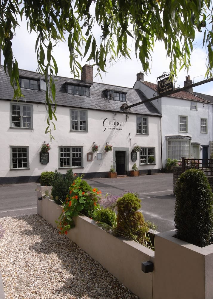 The George at Nunney 1