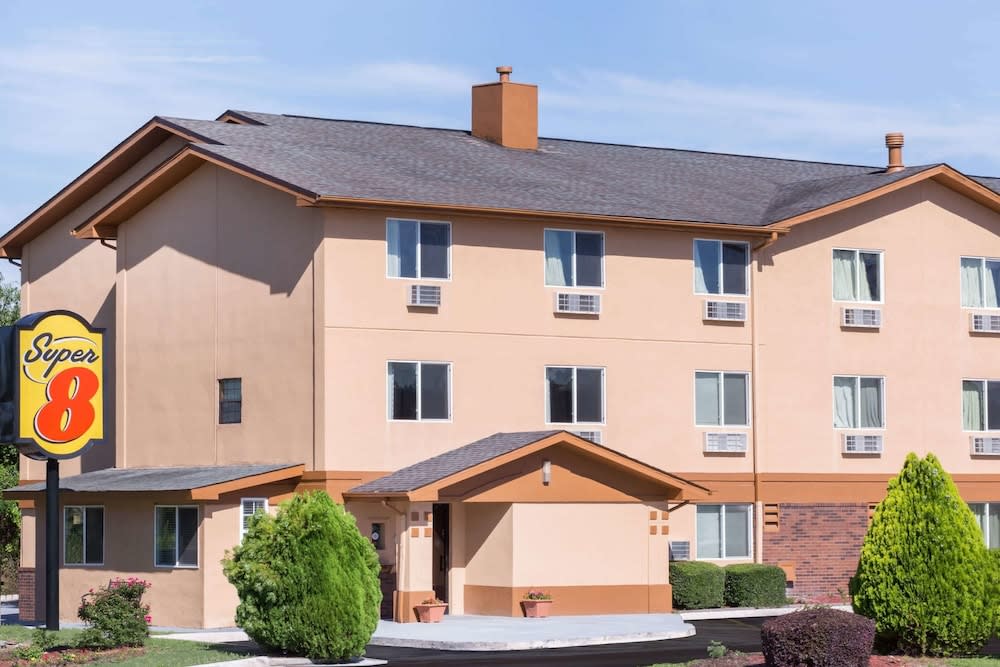 Super 8 by Wyndham Augusta Ft Eisenhower Area 1