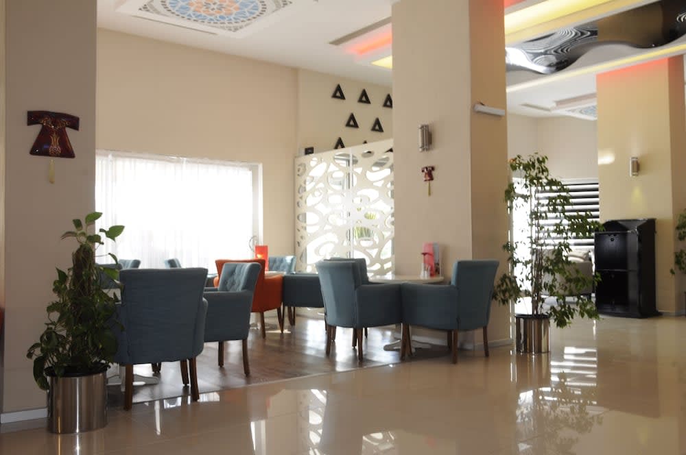 Orty Airport Hotel 2