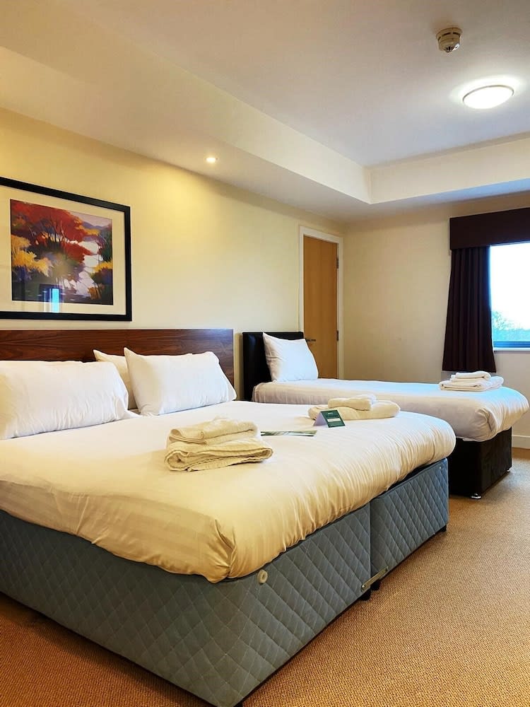 Boston West Hotel 2