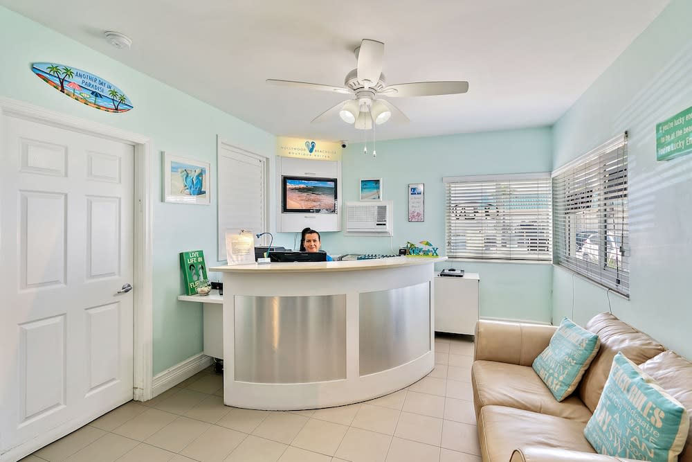 Hollywood Beachside Boutique Suite 2