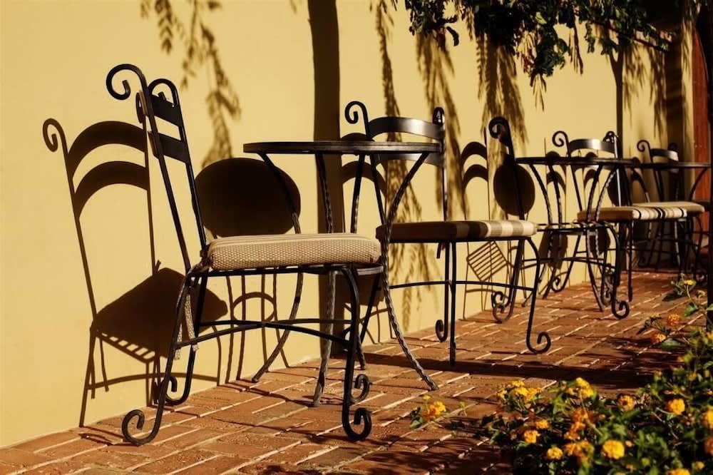 Los Arboles Hotel 2