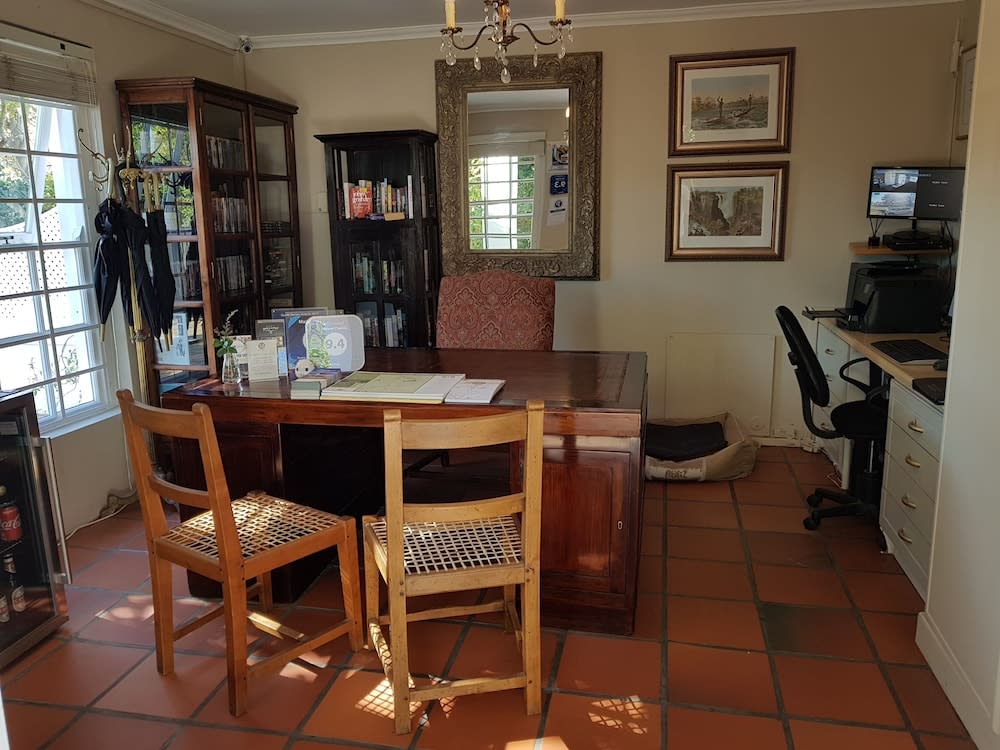 Maison Chablis Guest House 2