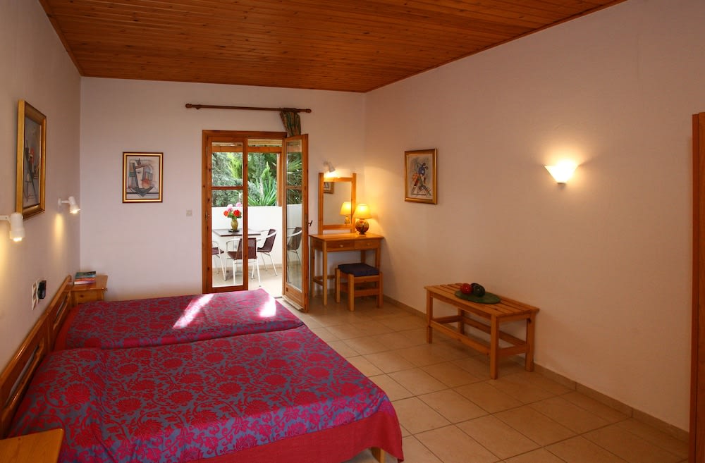 Classic Apartments 3