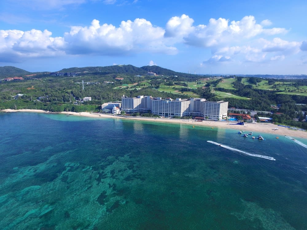 Rizzan Sea Park Hotel Tancha Bay 1