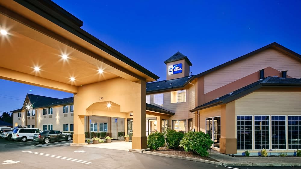 Best Western Dallas Inn & Suites 1