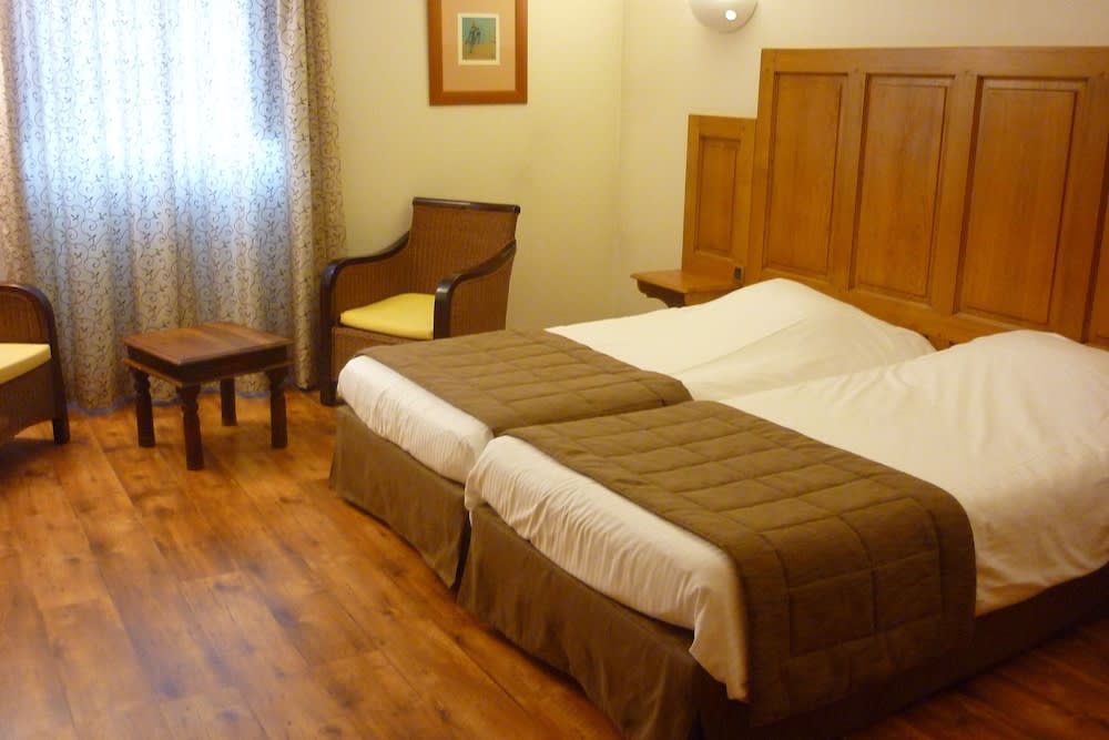 Appart Hotel Charles Sander 4