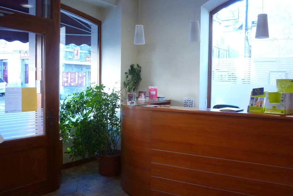 Appart Hotel Charles Sander 2