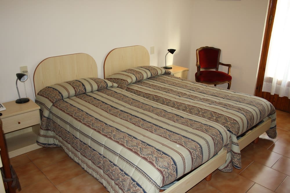 Hotel Bodoni 2