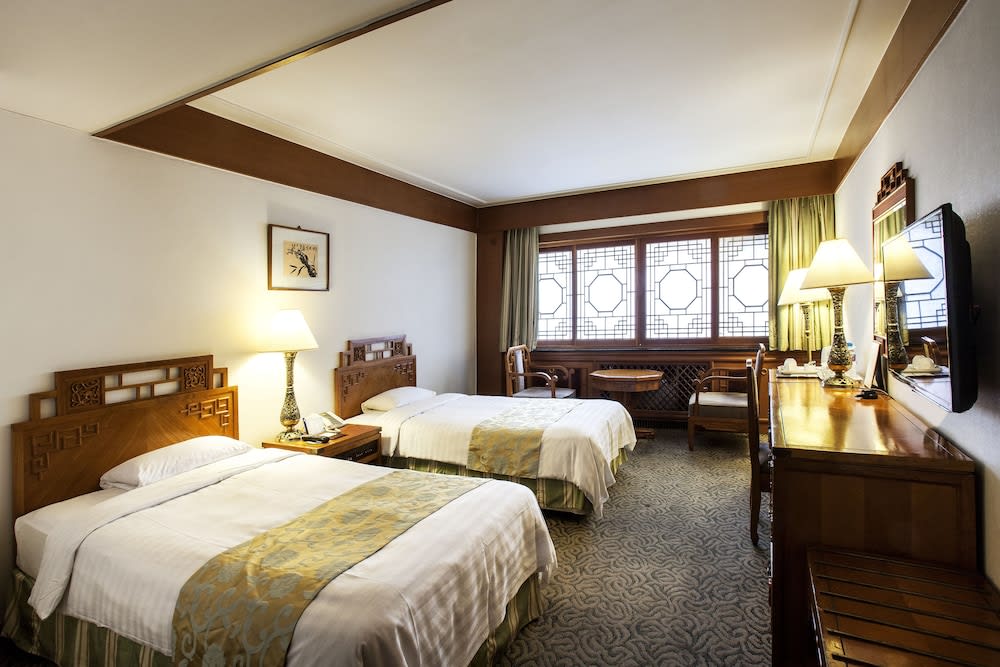 Commodore Hotel Busan 1