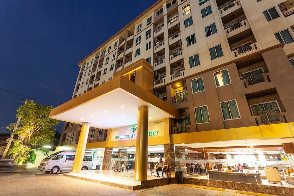 The Airport Greenery Hotel 1