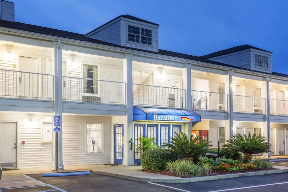 Baymont by Wyndham Valdosta at Valdosta Mall 1