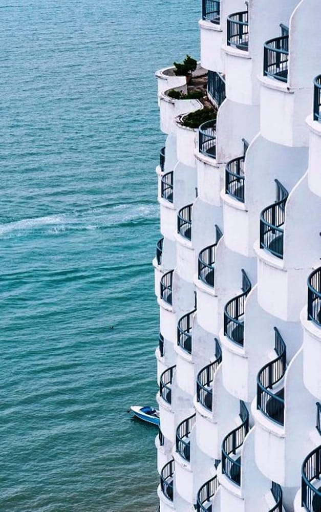 Flamingo Hotel by the Beach, Penang 1