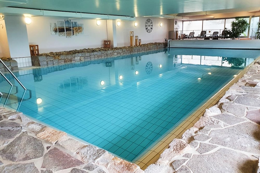 Sport Hotel Kenzingen inklusive Schwimmbad, Sauna und Frühstück nähe Europa-Park 1