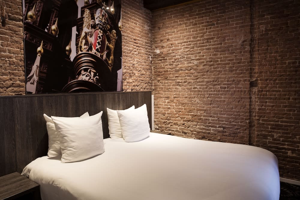 Eden Studios and Apartments 2